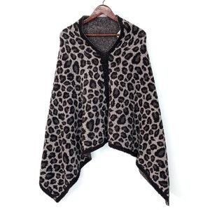 Barefoot Dreams Cozy Chic Cocoa Multi Leopard Print Plush Poncho New Nwt Size OS